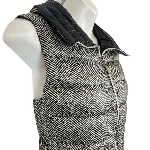 Vince Camuto Women's Down Puffer Vest Herringbone Pattern Full Zip Jacket sz S - Picture 6 of 12